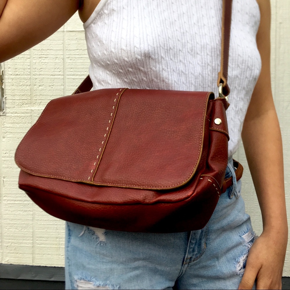 Leather shoulder bag/satchel